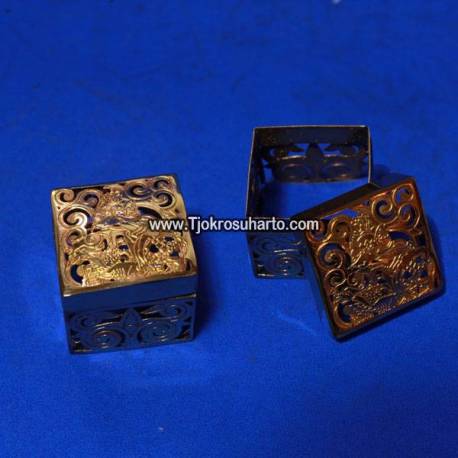 Box kotak Grajen 3,5x3,5 cm kuningan TNI