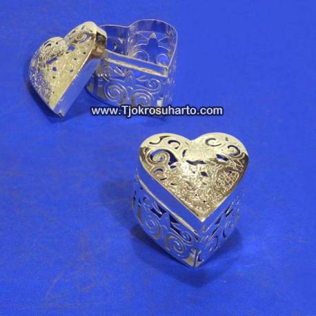 Box Jantung Grajen  4 cm tg: 4 cm TNI x