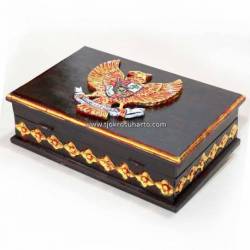LPA 105 Box Garuda Nongko