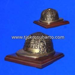 GCB 183 Helm Proyek Profesor Kuningan mini TPN