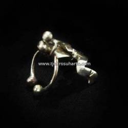 APB 183 Pin Asmat Gendong