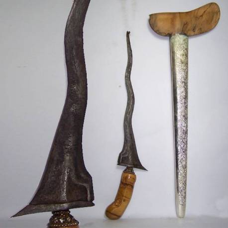 Keris Pulanggeni Luk 5  Kulit Semongko Mataram (B1)