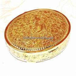 EBG 137 Box Oval d :18x16 cm kuningan DRM