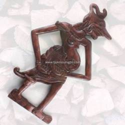 Tempat Keris Dinding petruk 35x65 cm WYM