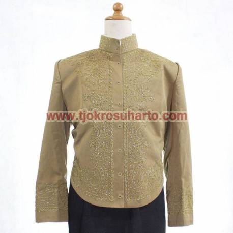 DPG 259 Beskap Yogya DMG 380 Tessa coklat muda Bordir Corneli  L  MYT