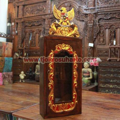 CTP 416 Kotak Keris Gantung Kaca Grenjeng cunduk Garuda 13x31x65 cm WYM