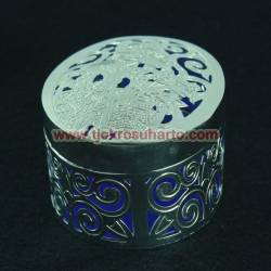 EBG 176 Box Oval Grajen 5x6 cm Wayang TNI x