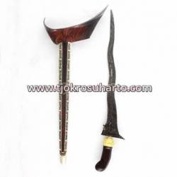 Keris Ladrang Yogya Sonokeling selut nogosiluman Blewah perak bakar Batu warna