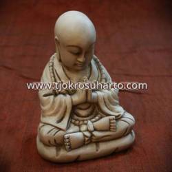 EMF 342 Patung Budha duduk gundul GND