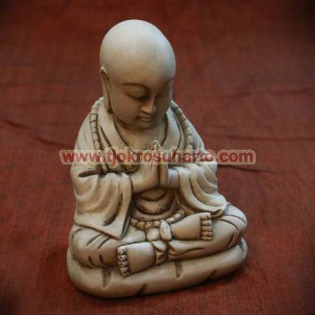 EMF 342 Patung Budha duduk gundul GND