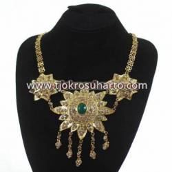 FPK 055 Kalung Bandul Matahari batu warna Hijau fmm 536 AGS