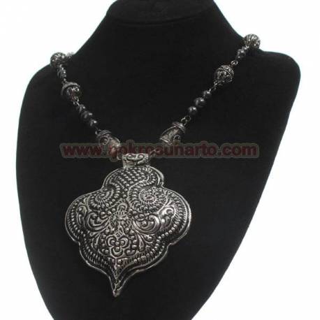 EPK 031 Kalung Perak bakar tatah bulat daun (3) SRE