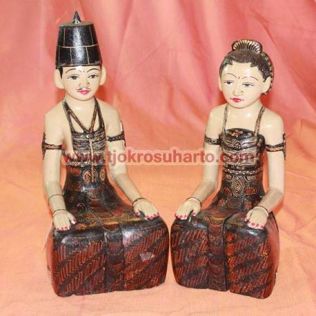 LCP 011 Loro Blonyo Basahan 40 cm Batik Kuluk