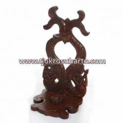Standar keris duduk putri duyung kembar isi 1 mataram 15x23x45 cm WYM