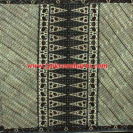 BHG 149 Sarung tumpal sogan Yogya KK Parang kesit Kecil ANS