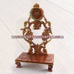 CTP 466 Standar Tempat keris duduk Sungging lung daun Mangkunegoro isi 3 22x48x56 cm ctp 462 WYM