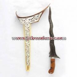 CGY 420 Keris Ladrang Yogya Gembol Jati tanggung Pamor tempel Kerawang emas perak batu cpw 044