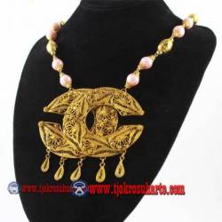 EPK 127 Kalung Mutiara jambon liontin cannel emas 46 cm YNN (17)