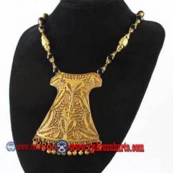 EPK 129 Kalung Mutiara hitam liontin baju lengan emas 46 cm YNN (19a)