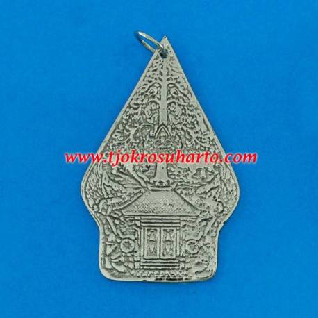 EPK 109 Liontin tatah sepuh perak Gunungan 8x5 cm (15) WDI