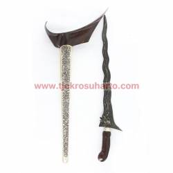 Keris Ladrang Yogya Sonokeling Nogo siluman Tatah perak bakar Halus